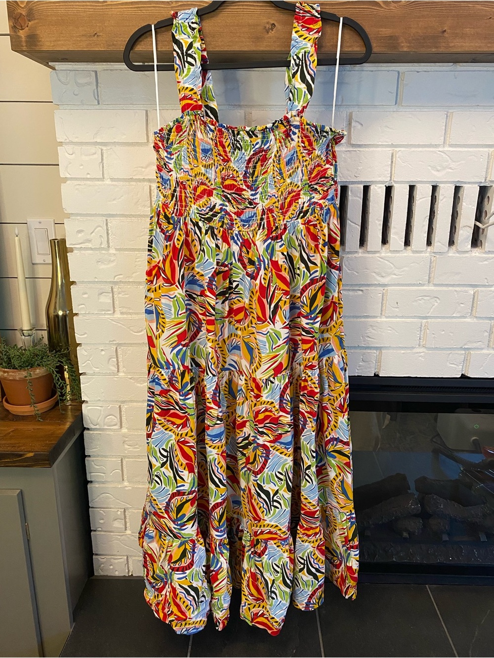 DD77 Tropical Print Smocked Tiered Pockets Maxi Dress Size Large Boho Resort - Picture 2 of 12